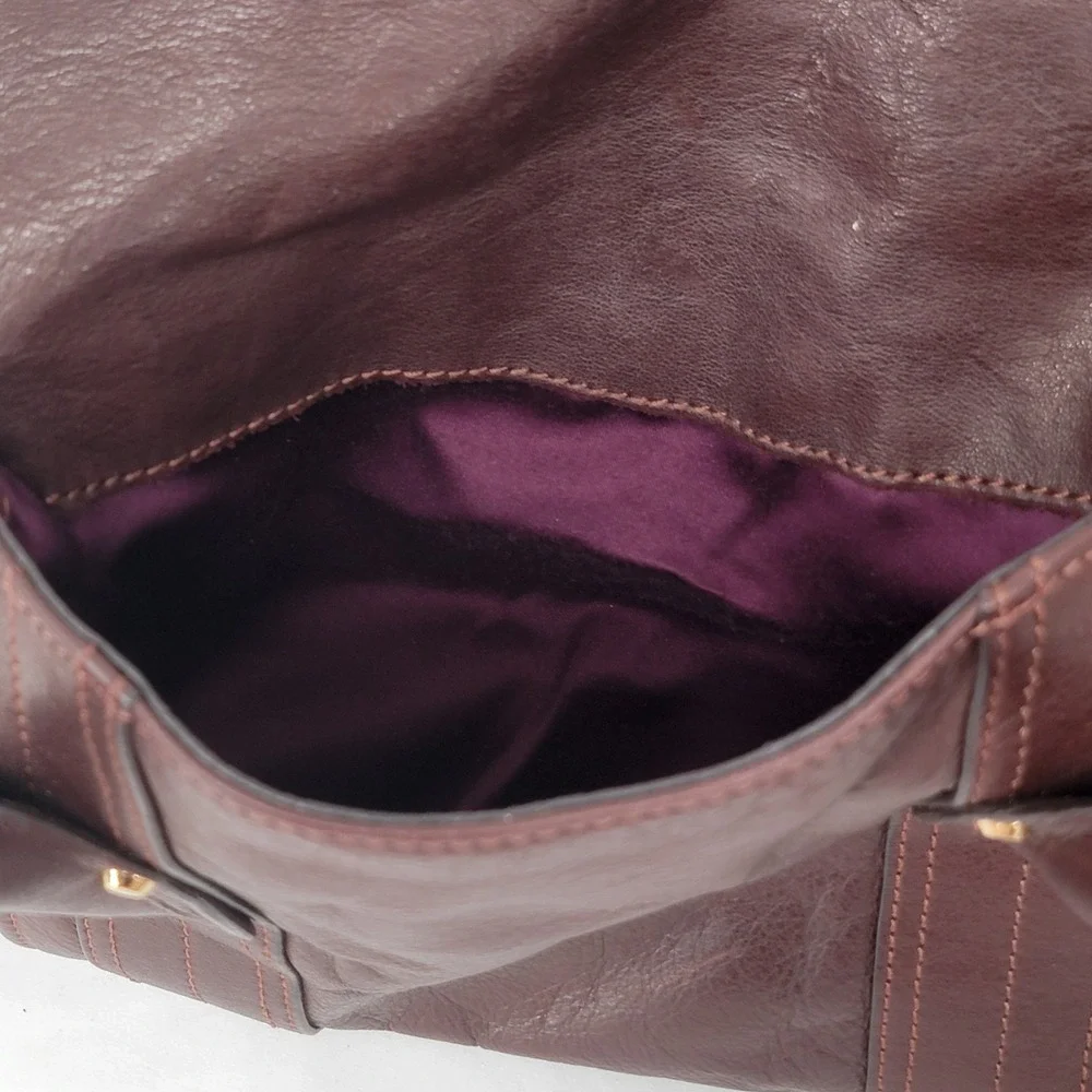 B. Makowsky Burgundy Leather Shoulder Bag Turn Lock Gold Hardware Satchel - Picture 7 of 13